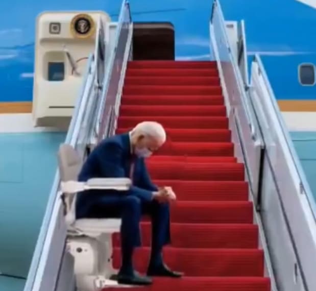 joe biden falling air force one tripping on stairs